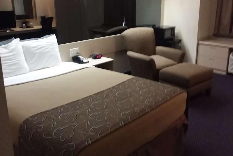 Fort Scott 斯科特堡温德姆旅游旅馆酒店 外观 照片